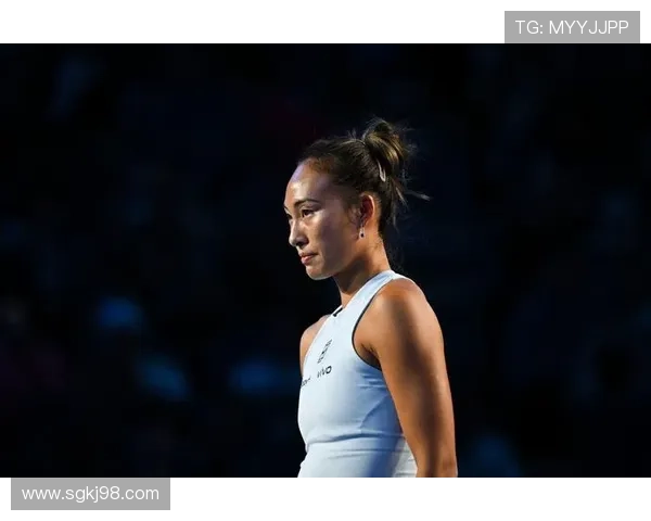 郑钦文复出遇肯宁小布赞吴易昺