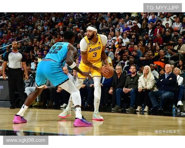 [NBA]“浓眉哥”大号两双 客场擒黄蜂.