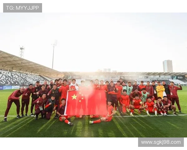 总局足协携俱乐部观摩中国U23 总局足协携俱乐部观摩中国U23